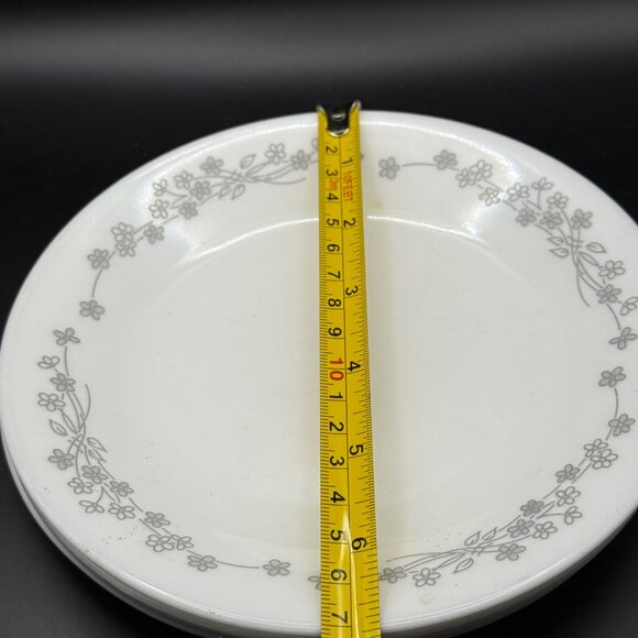 Corelle White Bread Plates Ribbon Bouquet Gray Flower Design Set Of 4 Vintage - Picture 7 of 7